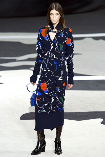 Look 36